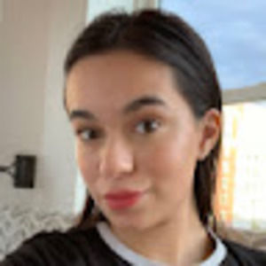 Meet your Posher, Maya